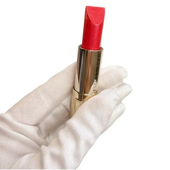 Estee Lauder Pure Color Love Lipstick in Flash Chill - Picture 6 of 9